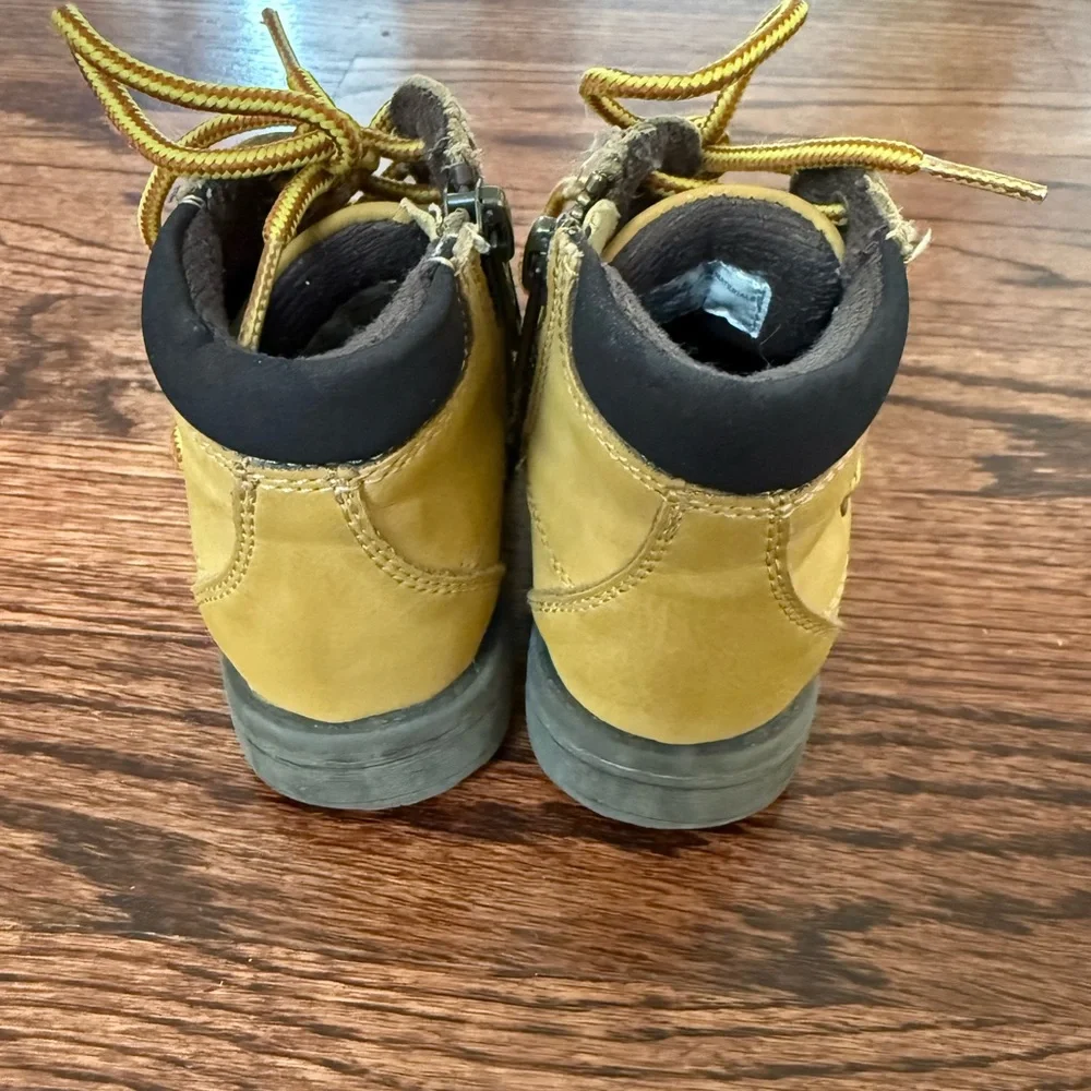 Toddler Boy Boots with Rugged Traction - Size 6